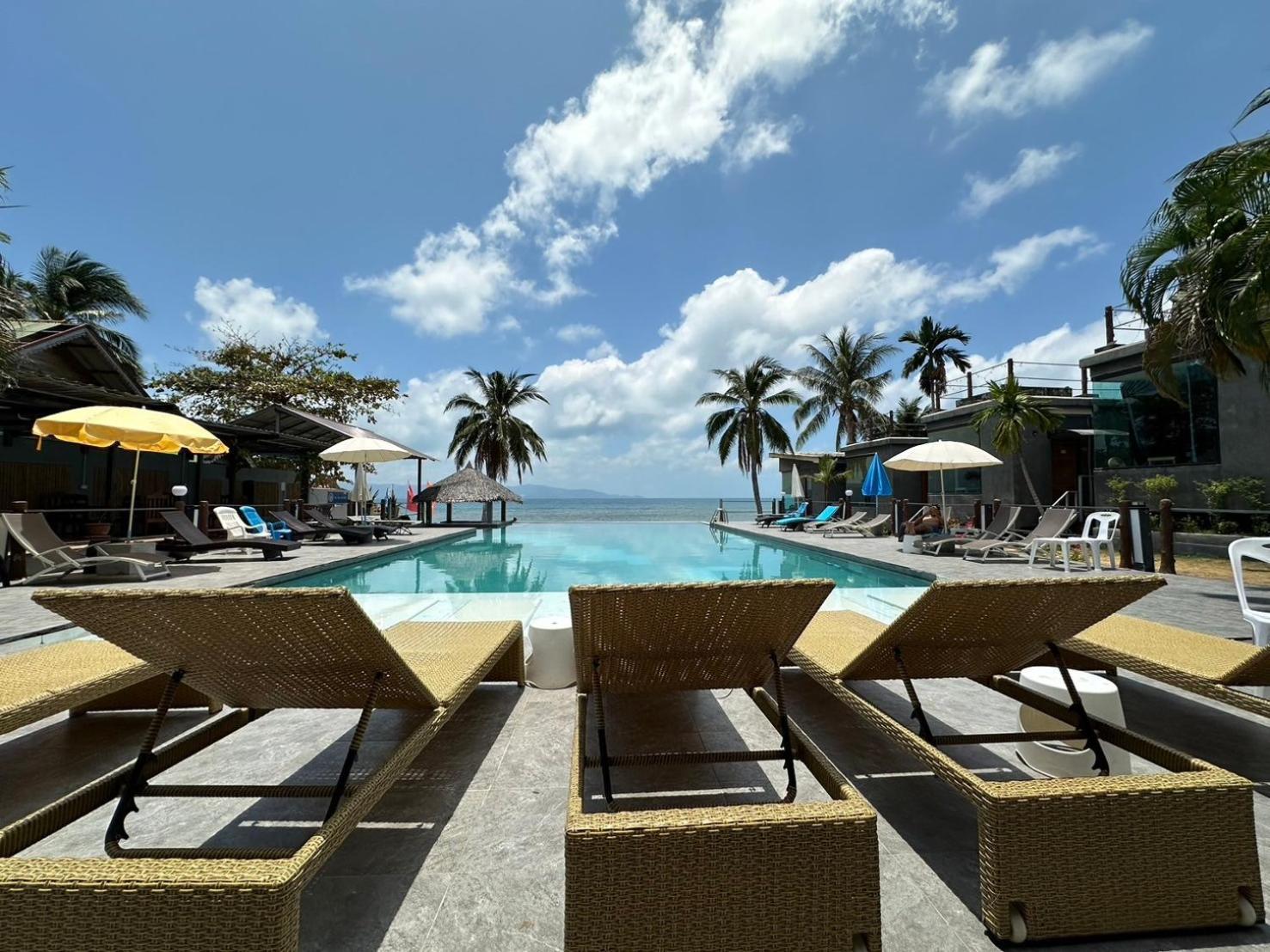 The Sea Resort Хаад Рин Екстериор снимка
